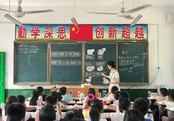 双减提高课堂教学和课后服务质量有用减轻学生及家长过重负担